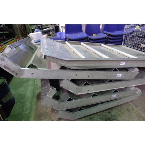 620 - 2 alloy stage steps