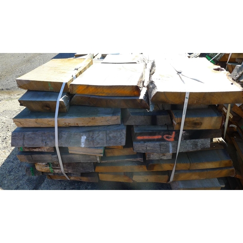 2546 - 1 pallet containing a quantity of various hardwood offcuts / slabs - mainly oak