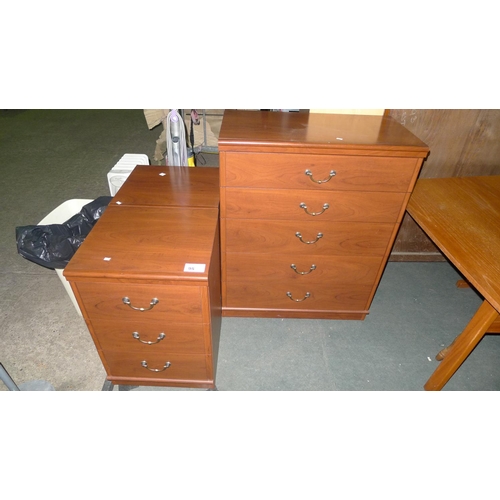 95 - 1 wood effect chest of 5 drawers and 2 x small 3 drawer wood effect cabinets (Trade)