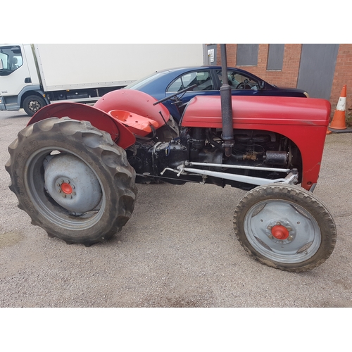 2576 - 1 Grey Ferguson T20 Petrol TVO tractor, reg DDO 726, 1st reg 22/02/1950..Historic vehicle