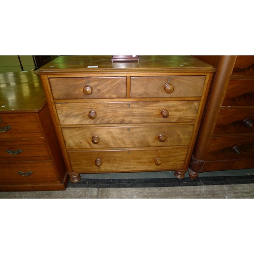 794 - A Victorian mahogany chest 2 short and 3 long drawers