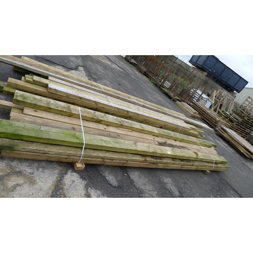 3334 - A quantity of various mainly large lengths of wood, sizes vary but includes 225mm x 75mm, 175mm x 75... 