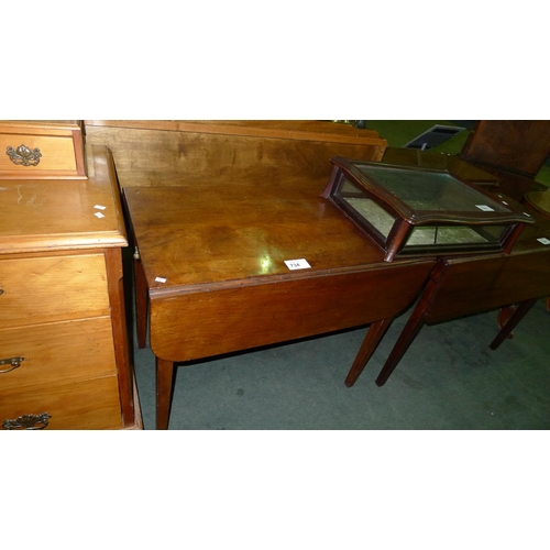 734 - A mahogany rectangular topped Pembroke table, 1 drawer