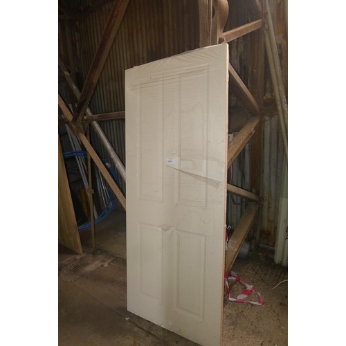 2063 - 1 internal door approx 198cm x 84cm