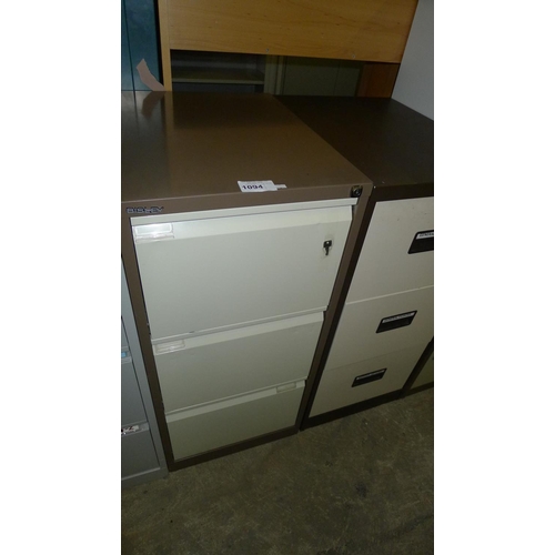 1094 - 1 metal 3 drawer filing cabinet