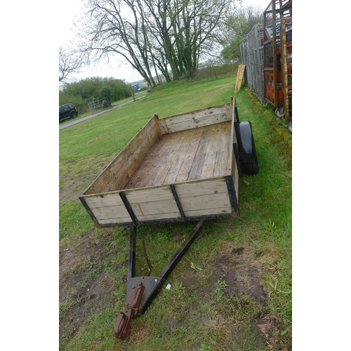 2282 - 1 single axle unbraked trailer, body size approx 2.45m long, 1.44m wide and sides are 37cm high - no... 