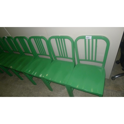 1062 - 4 green metal chairs