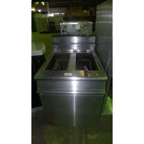 1850 - 1 twin deep fat fryer by Falcon gas-fired - trade