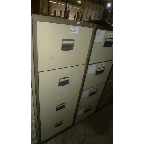 1003 - 1 metal 4 drawer filing cabinet