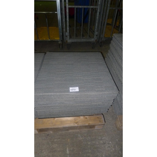 1012 - A quantity of approx 50 good quality grey patterned carpet tiles by Shaw each at 610mm x 610mm