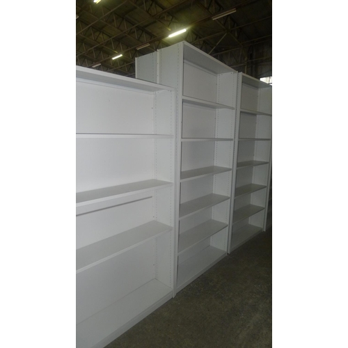 1019 - 4 freestanding bays of white metal boltless stores type racking - 2 single bays and 2 are bolted bac... 