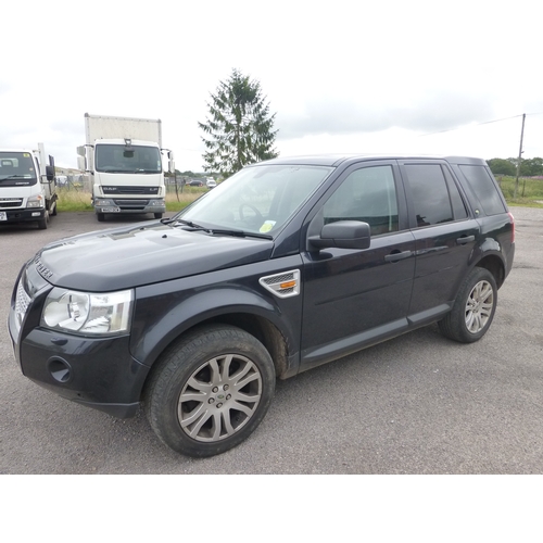 2639 - Land Rover Freelander 2 HSE TD4, Black, leather, 6 speed manual diesel. 2179cc, 4x4 Estate. Reg NV56... 