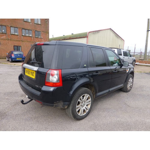 2639 - Land Rover Freelander 2 HSE TD4, Black, leather, 6 speed manual diesel. 2179cc, 4x4 Estate. Reg NV56... 