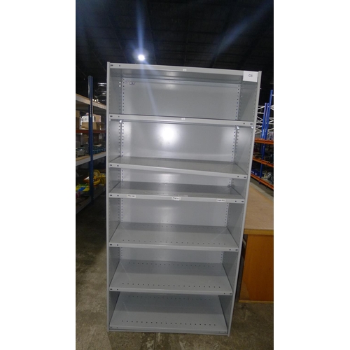 3331 - 1 bay of grey metal boltless racking