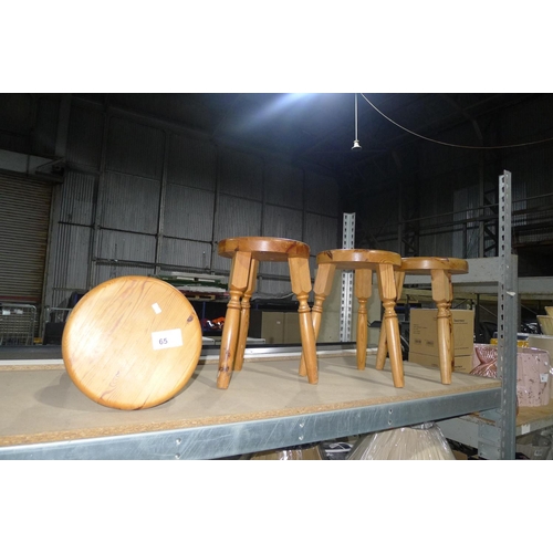 65 - 4 pine stools