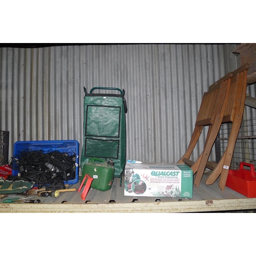 91 - A quantity of various garden and other items including a Qualcast QX scarifier cassette, 2 chairs, l... 