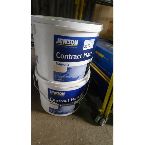 2010 - 2 x 15L cans of Jewson magnolia contract matt paint