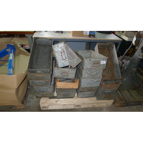 2030 - 1 pallet containing 20 metal Tote type storage bins