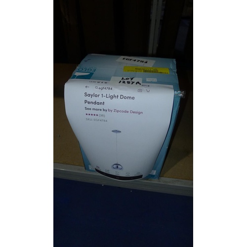 1257r - A dome style pendant light type Saylor