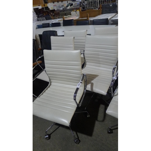 1093 - 5 cream upholstered chrome framed office swivel chairs