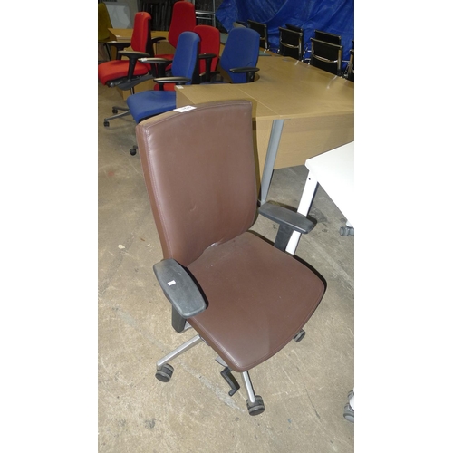 1121 - 1 Sona brown leather upholstered office swivel chair by Boss Design