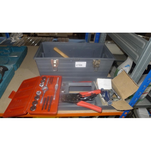 2789 - 1 grey plastic tool box containing a quantity of various items including a tap / die set, hand tools... 