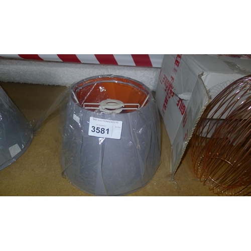 3581 - 2 tapered drum lampshades