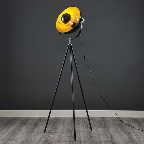 3444 - A tripod floor lamp type Kerns RRP £69