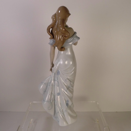 131 - A Lladro figurine 