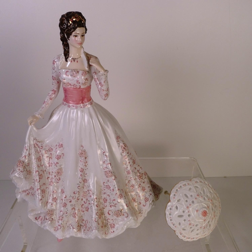 139 - A Royal Worcester figurine of a lady 