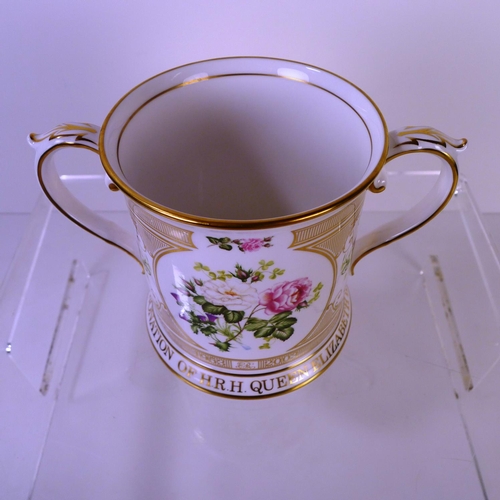 304 - A Spode 50th anniversary coronation loving Cup, 11cm tall