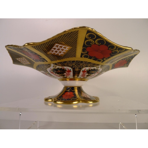 366 - A Royal Crown Derby old Imari 1128 comport, 31cm diameter, with box