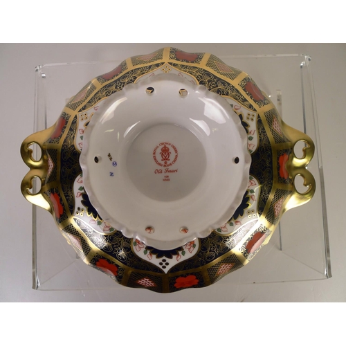 374 - A Royal Crown Derby old Imari 1128 duchess tray, 30cm wide, with box