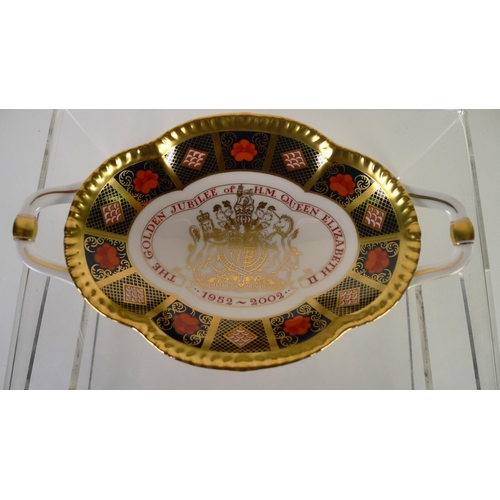 416 - A Royal Crown Derby commemorative, limited edition Golden Jubilee Melbourne tray, 22 cm long, with b... 