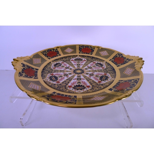 443 - A Royal Crown Derby old Imari 1128 circular platter, 36cm diameter