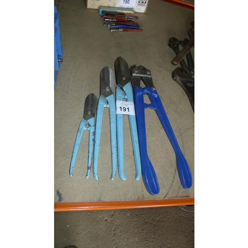 191 - 3 sets of Gilbow tin snips (14, 12 & 8 inch) & 1 set of Record bolt croppers 14 inch