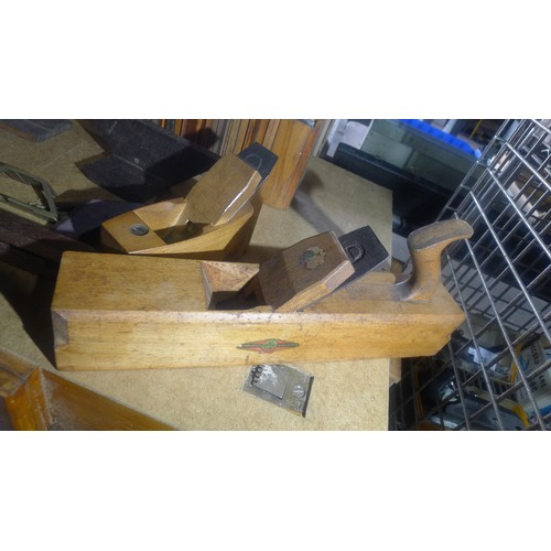 108 - A quantity of approximately 60 vintage wooden planes by Holbrook, Clarke etc and several other vinta... 