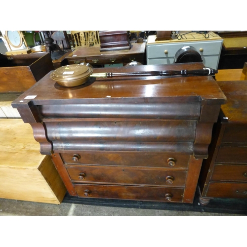 1410 - A Victorian mahogany chest of 5 drawers 117cm wide