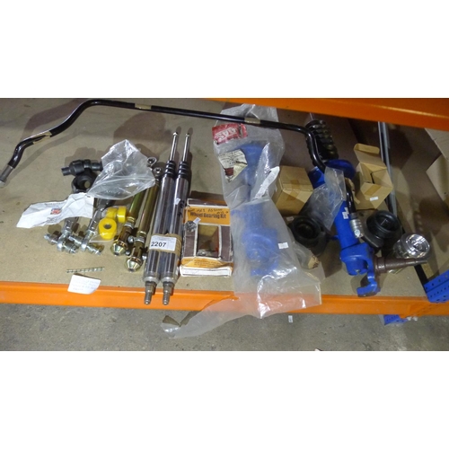 2207 - A quantity of various competition suspension parts believed to fit a Ford Escort