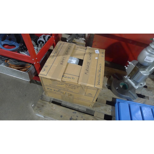 2241 - 1 box containing furnace liner (non asbestos type)