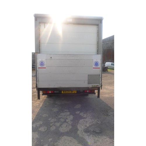 2401 - 1 Ford Transit115 T350L RWD Luton Reg WA09 BFJ 06 1st reg 06/03/2009, 6sp manual diesel, 2402cc, MoT... 