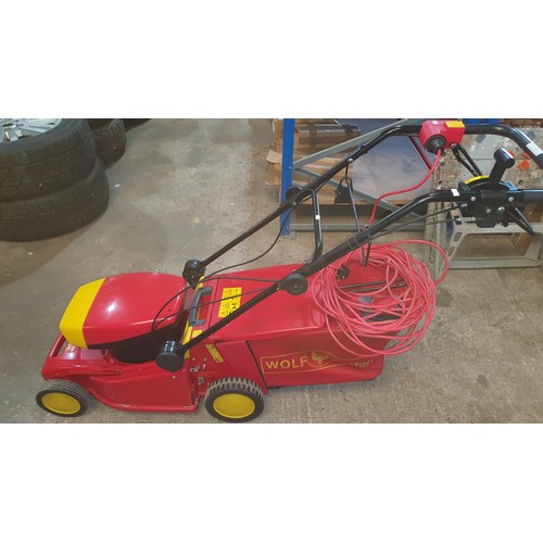 2132 - 1 lawn mower by Wolf Garten type Premio 40 EA, 240v supplied with a long mains power lead, and manua... 