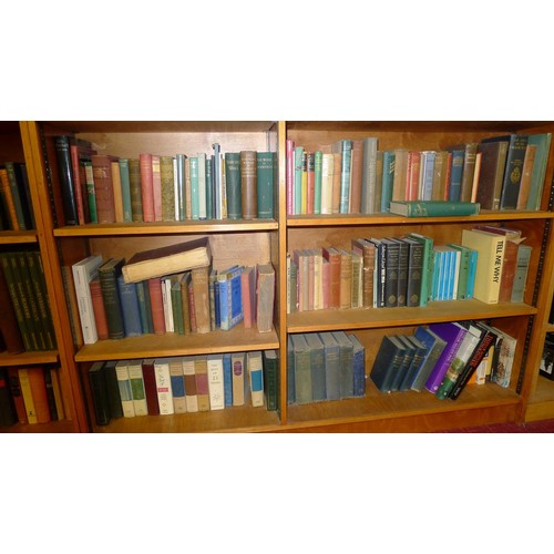 775a - Two bays of library books, mainly poetry