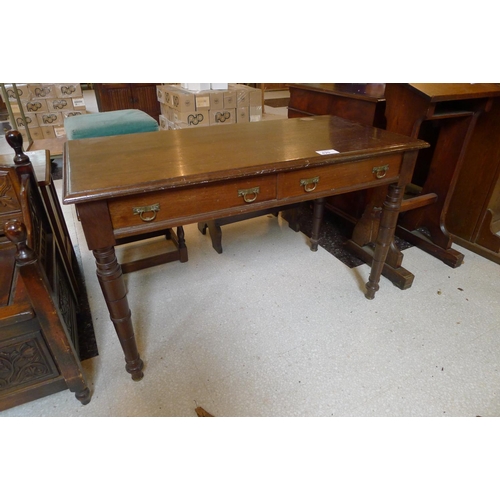 420 - Edwardian mahogany writing table with 2 drawers on turned legs