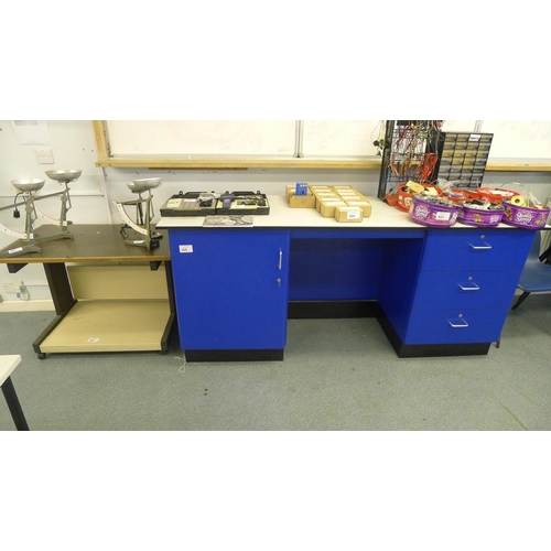 508 - 1 blue / grey work bench & 1 computer trolley