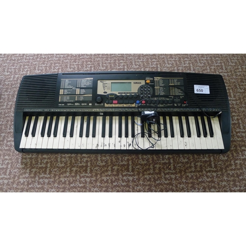 650 - A Yamaha PSR-225 touch response electric keyboard no stand or charger