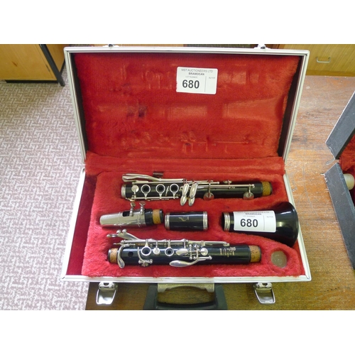 680 - A clarinet with carry case