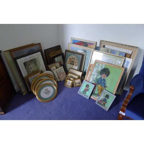 690 - A quantity of miscellaneous pictures and frames