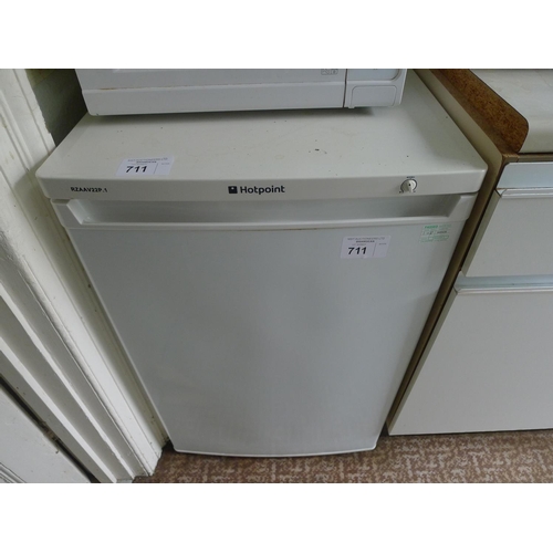 711 - A Hotpoint rzaav22p.1 floor standing under counter freezer