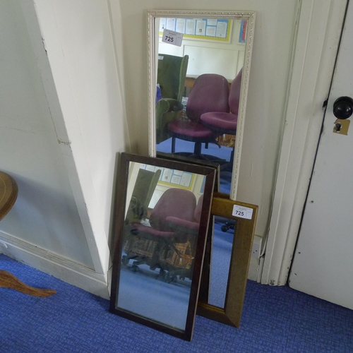 725 - A quantity of miscellaneous framed mirrors